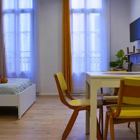 Somptueux Hyper Centre Apartament